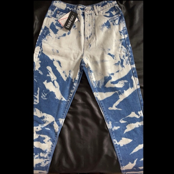 NEW BOOHOO - NEVER WORN‼️ Extreme Bleach Straight Leg Jeans SIZE US 4 UK 8 - Picture 3 of 8